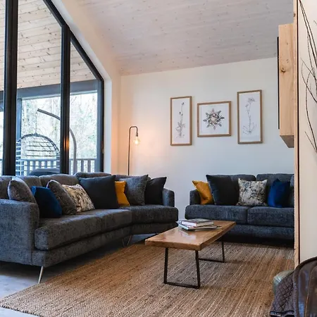 Drumhierny Woodland Hideaway Lodge County Leitrim