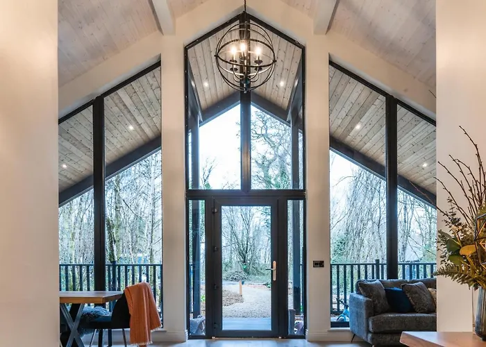 Drumhierny Woodland Hideaway אכסניה