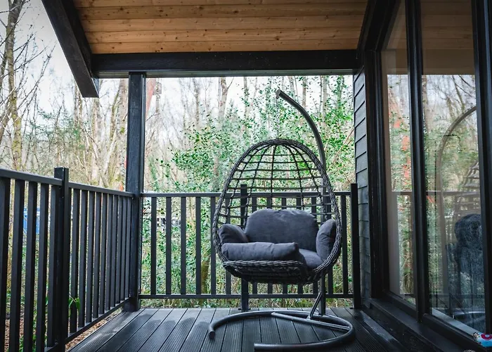 אכסניה Drumhierny Woodland Hideaway