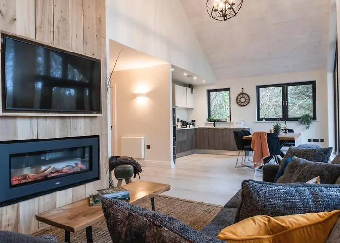Drumhierny Woodland Hideaway אכסניה *