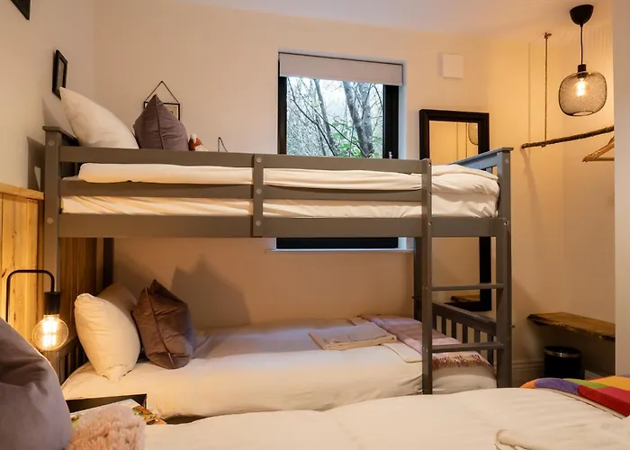 Drumhierny Woodland Hideaway אכסניה *